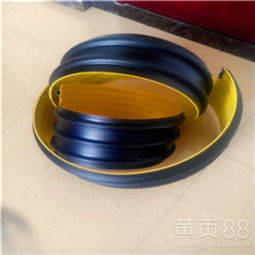 臨汾結(jié)實(shí)PE鋼帶污水管500口徑質(zhì)量解析與電力管道配件銷售